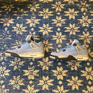 Jordan 4 University blue
